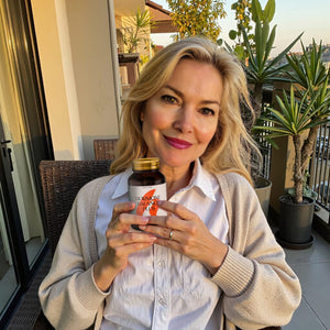 Tot mai multe femei spun “stop” oboselii, nopților nedormite și metabolismului lent. Este timpul și tu să simți schimbarea!